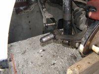Съемники и другой спец инструмент для ремонта подвески